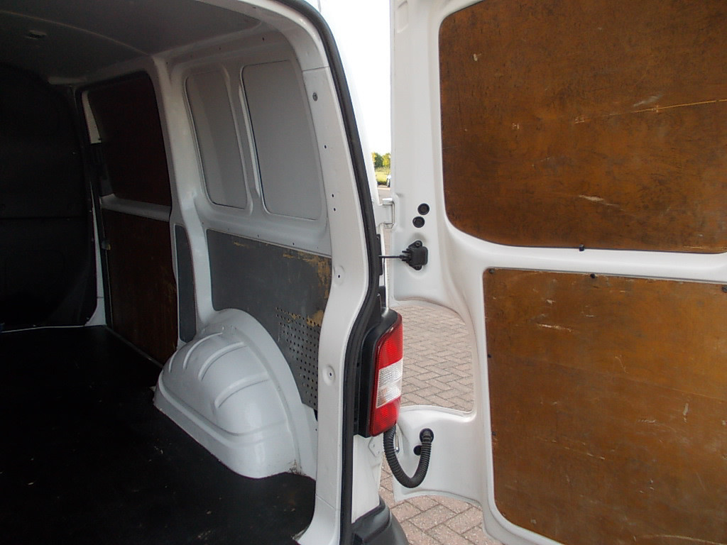 Volkswagen Transporter 2.0 tdi airco, navigatie, dakrail, trekhaak