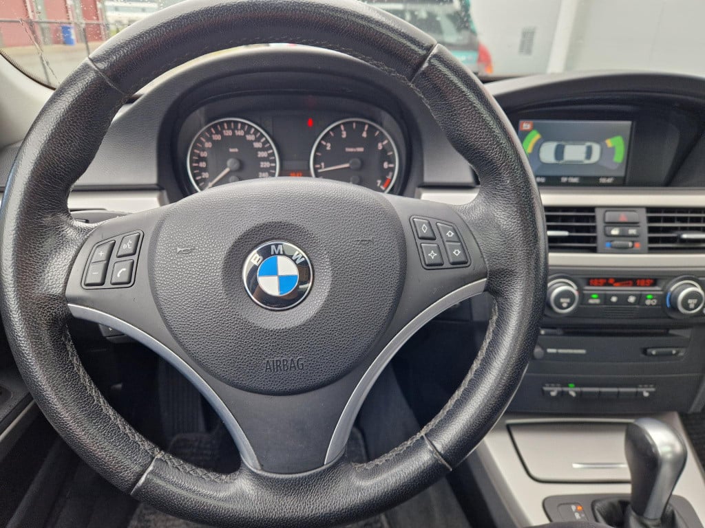 BMW 3-serie 320i executive