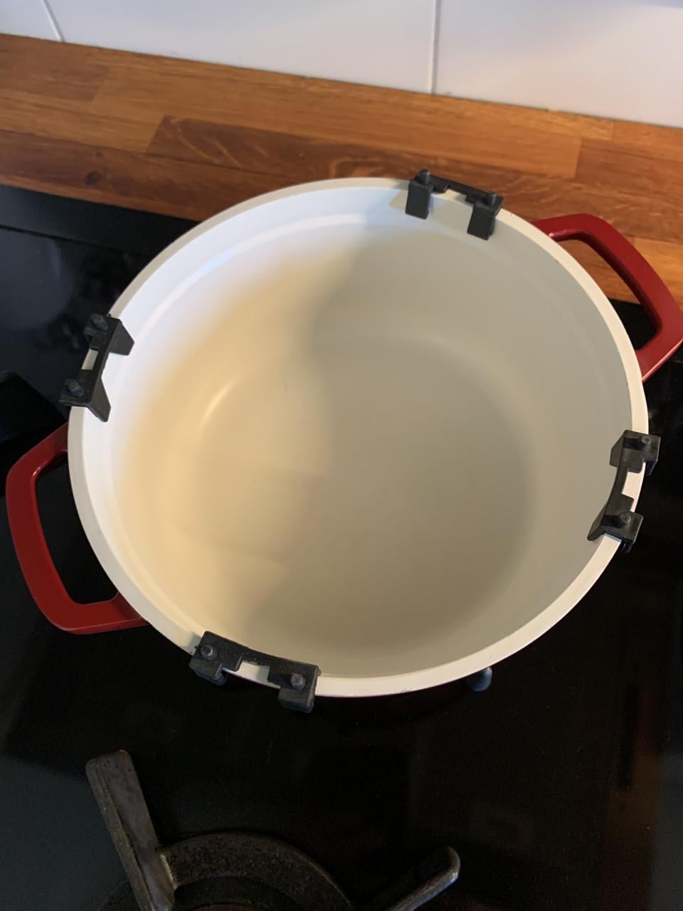 Rode gietijzeren braadpan 21cm doorsnee