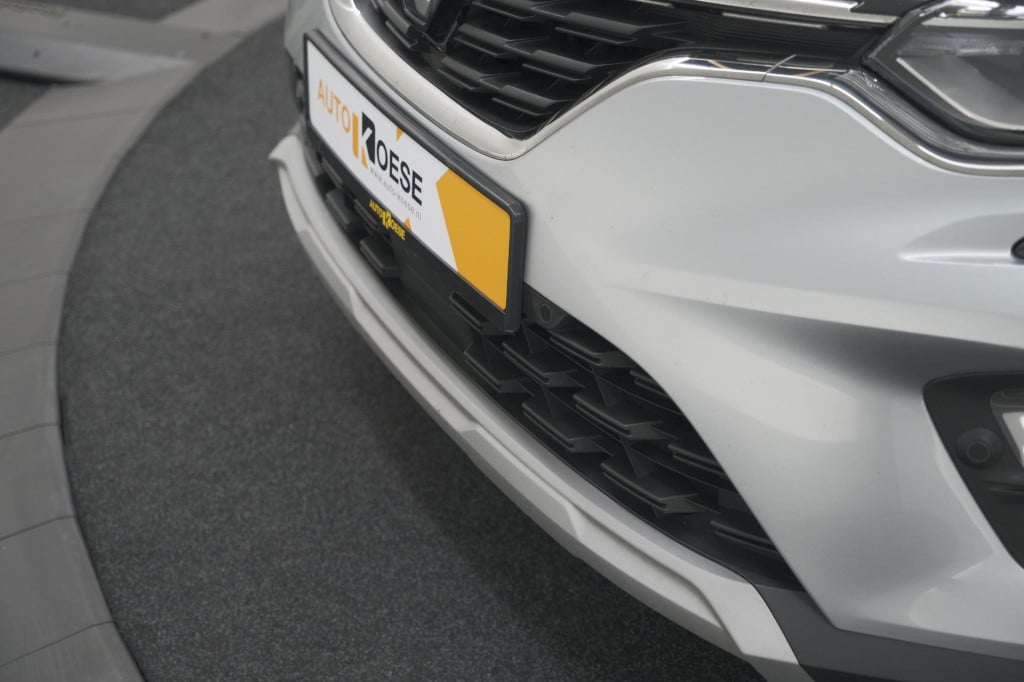 Renault Captur tce 130 intens | camera | stoelverwarming | apple carplay | 