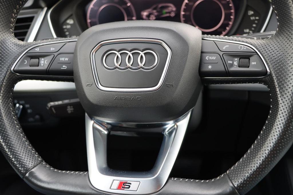 Audi Q5 50 tfsie quattro s-line edition competition 300pk s-tronic | soh 92
