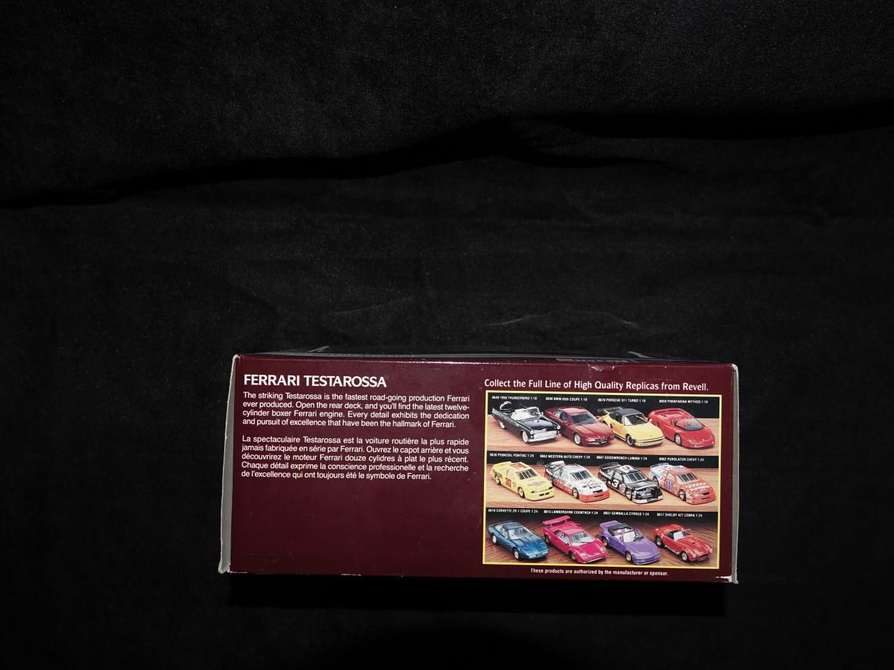 Revell Ferrari Testarossa vintage modelauto 1:24 in box