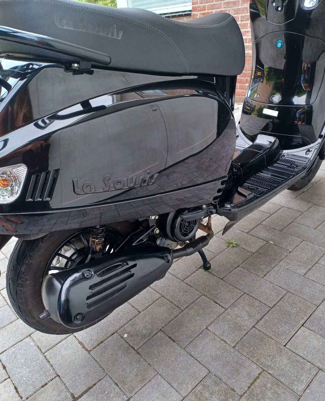 Scooter la souris  (sourini) geel kenteken