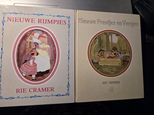 2 Boekjes Rie Cramer 1974-1975
