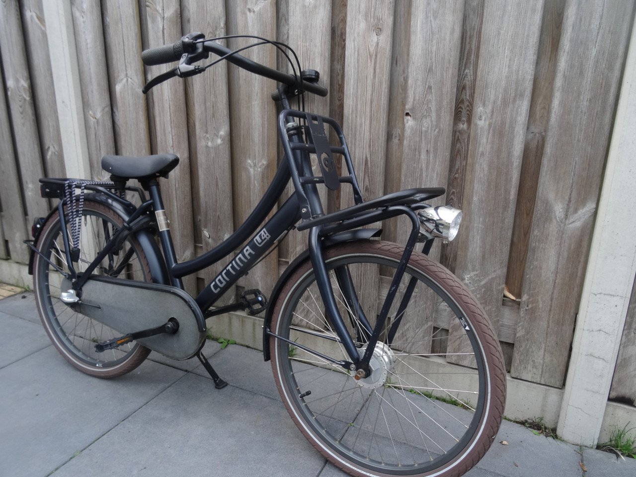 Cortina U4 meisjesfiets 24” – 3 versnellingen