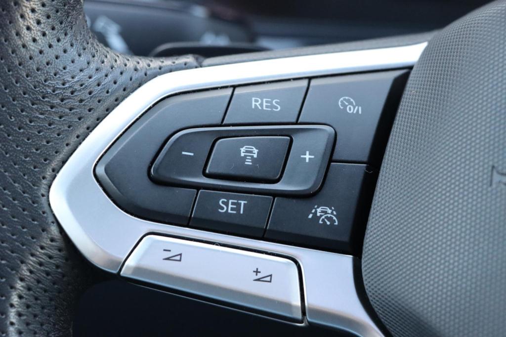 Volkswagen T-roc 1.5 tsi r-line edition 150pk dsg7