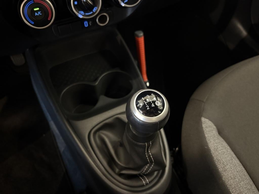 Toyota Aygo X 1.0 vvt-i mt play