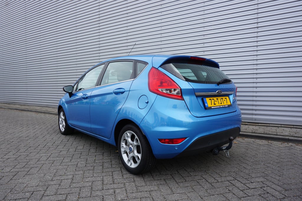 Ford Fiesta 1.6 titanium airco / cruise / elektr. ramen /  lm velgen / nap
