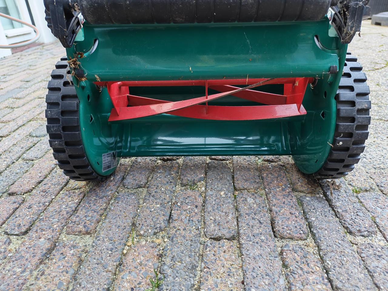 Bosch AHM38 Grasmaaier IZGST