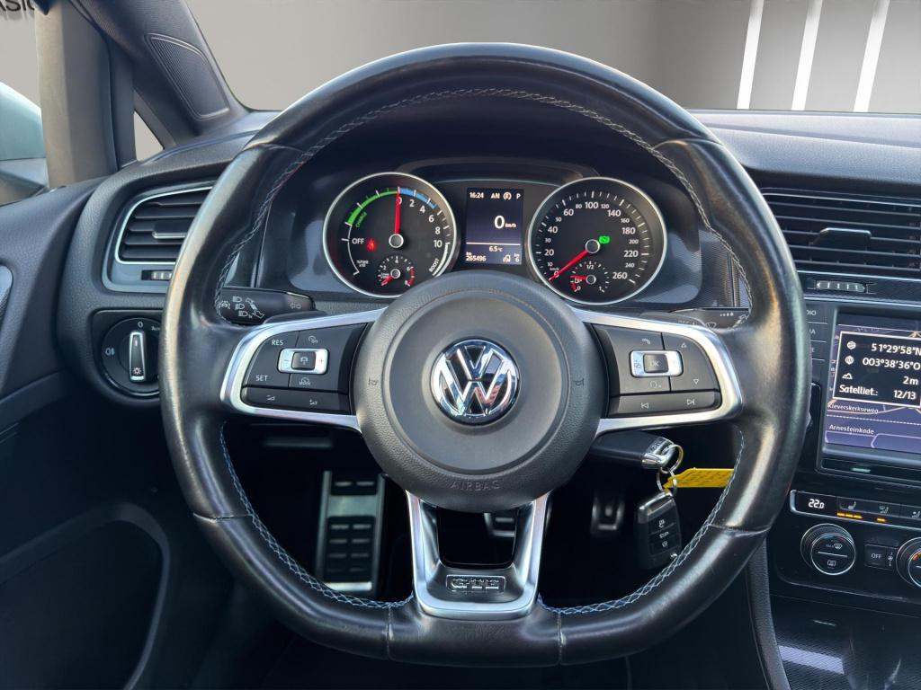Volkswagen Golf 1.4 tsi gte pano camera acc