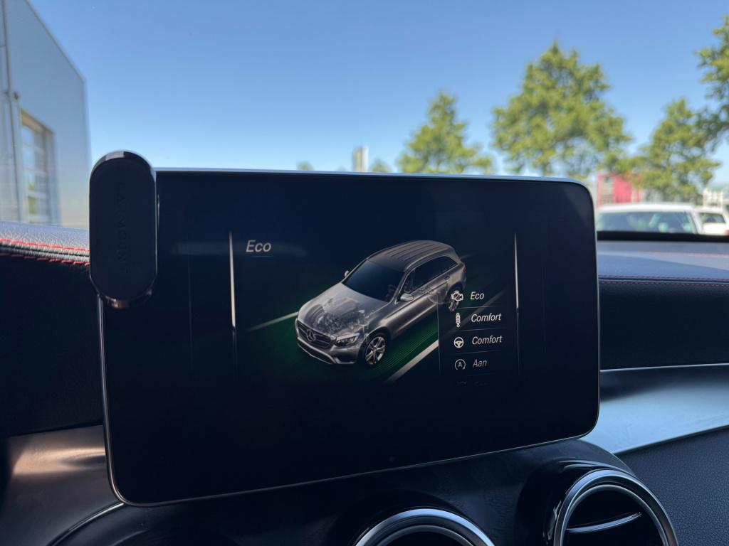 Mercedes-Benz Glc amg 43 4matic * panoramadak * trekhaak * burmester