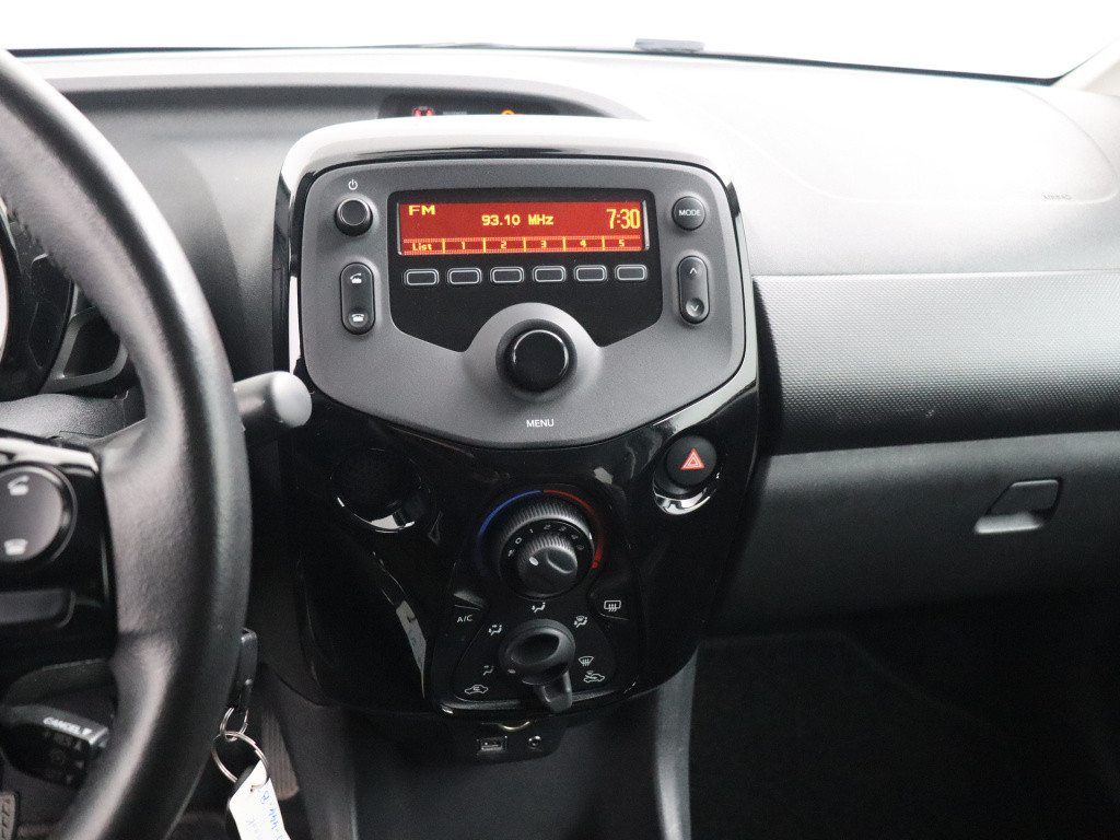Citroen C1 vti 72pk feel | rijklaar |