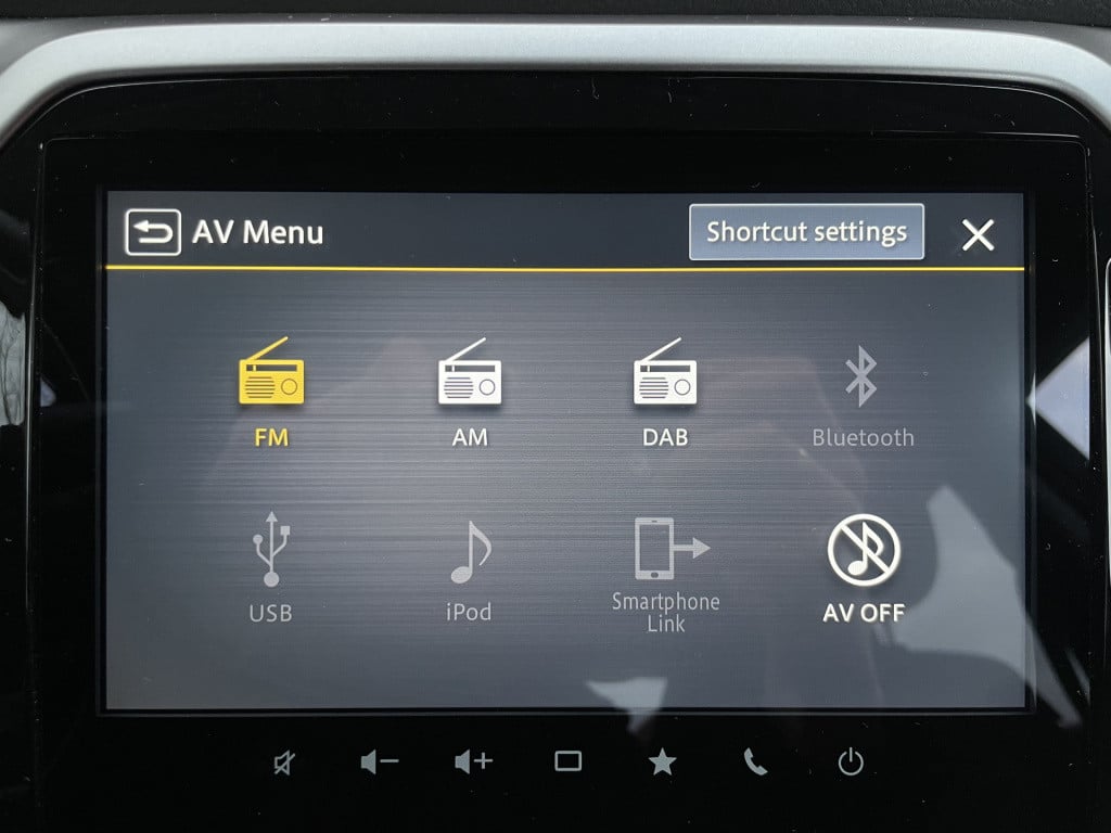 Suzuki Vitara 1.4 boosterjet select smart hybrid