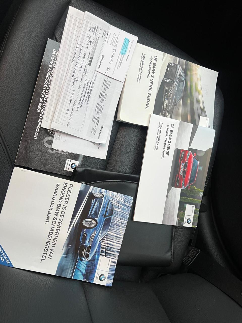 BMW 3-serie 320i M-SPORT Origineel NL