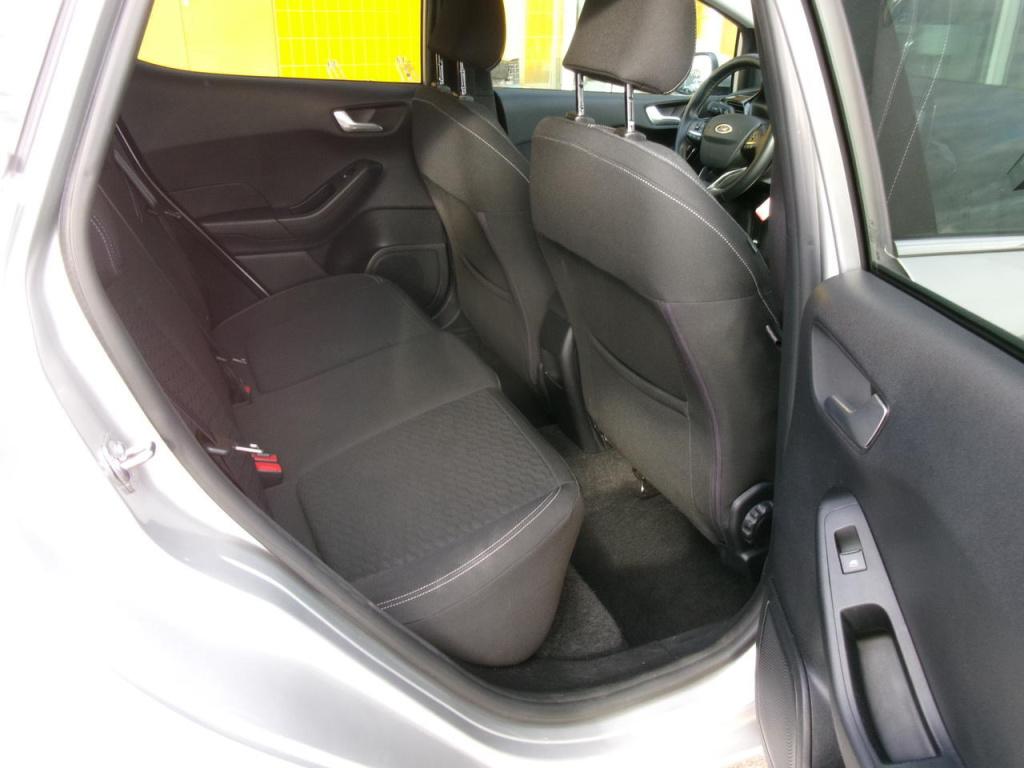 Ford Fiesta 1.0 ecoboost hybride titanium automaat