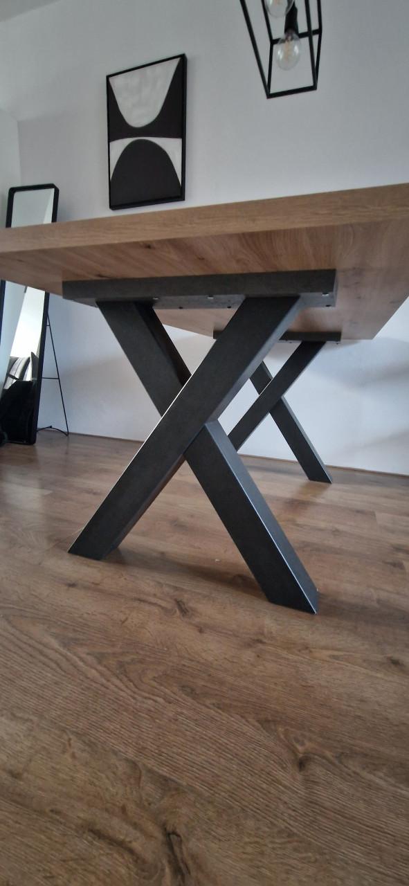 Miori Tafelblad met poten