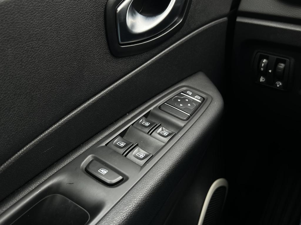 Renault Captur 0.9 tce life cruise control trekhaak airco
