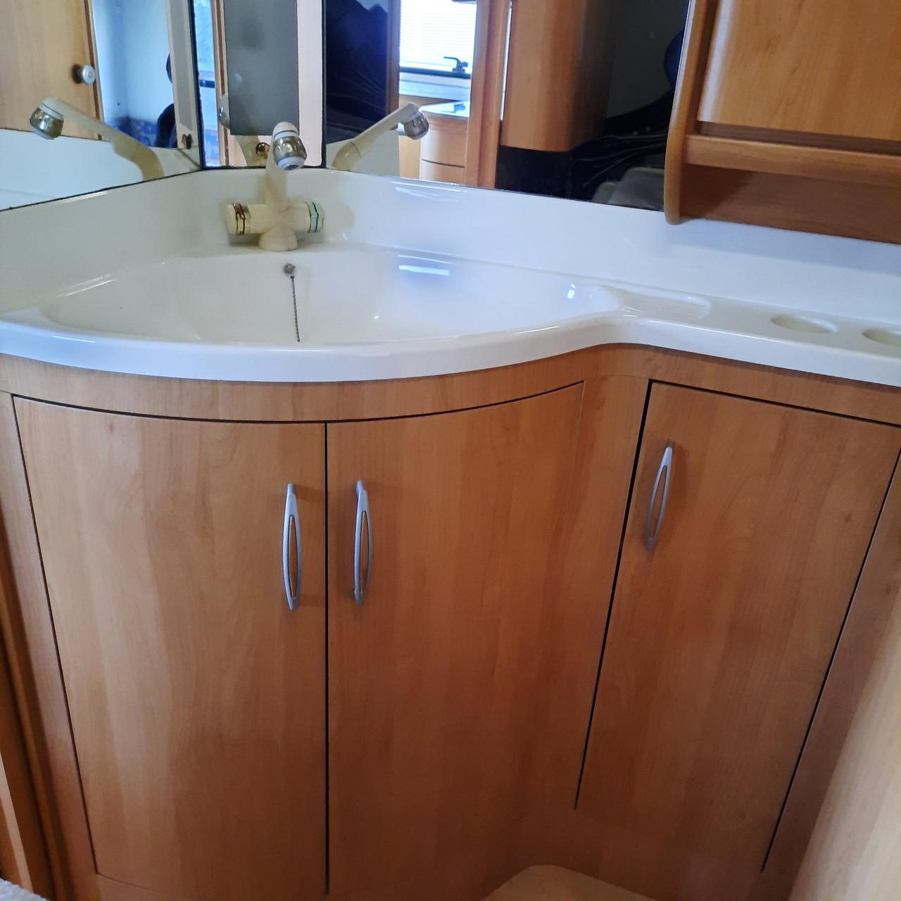 Hobby 495 met voortent