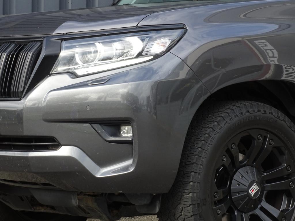 Toyota Land Cruiser 2.8 d-4d comfort be trekker | 5-zitplaatsen |