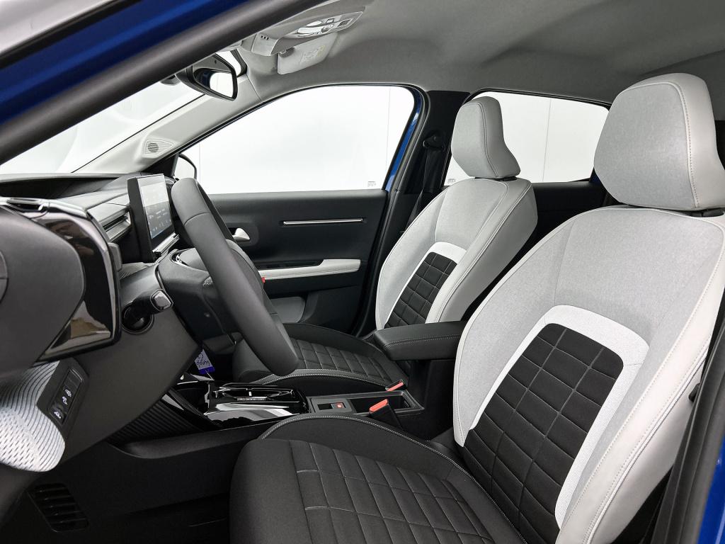Citroen C3 hybrid 110pk automaat max | rijklaar | climate control | camera 
