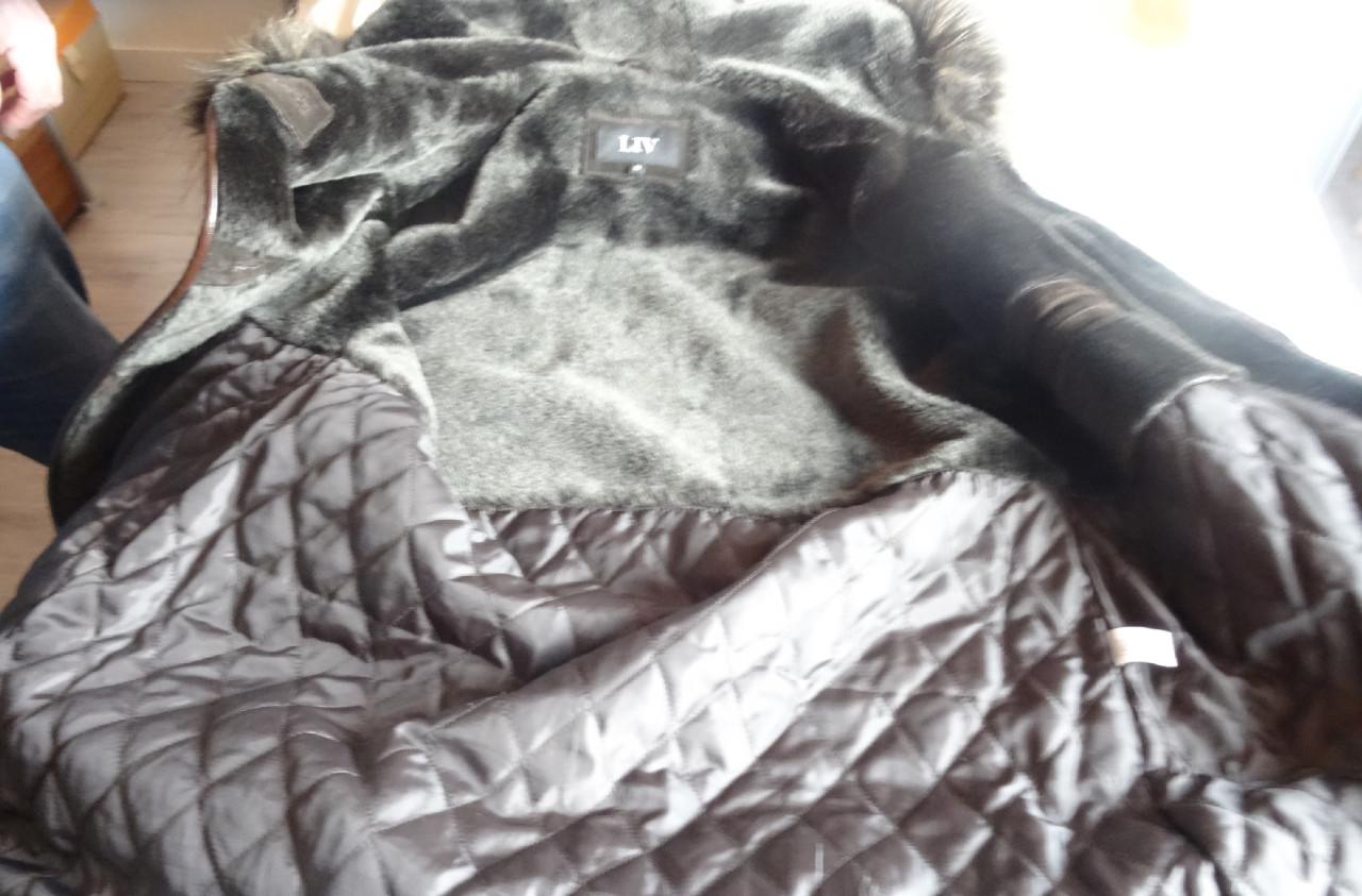 Zwarte ECHT leren suedé jas.ALS NIEUW! heel mooi! merk LIV