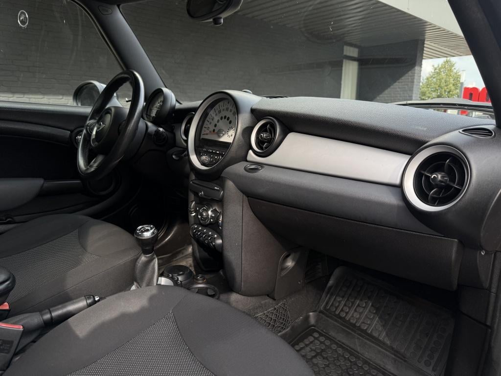 Mini 3-deurs 1.6 one - verzorgde mini -