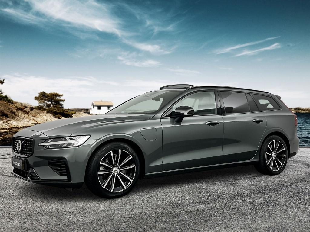 Volvo V60 t8 455pk recharge ultra dark| adap.cruise| pano| trekhaak| 360cam