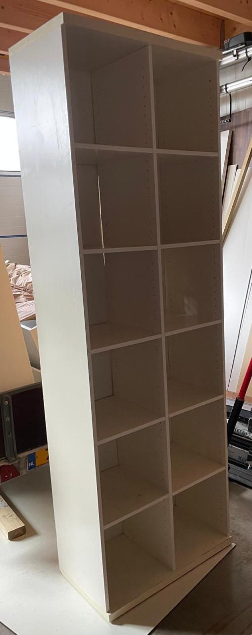 Te koop  Ikea Kallax vakkenkast