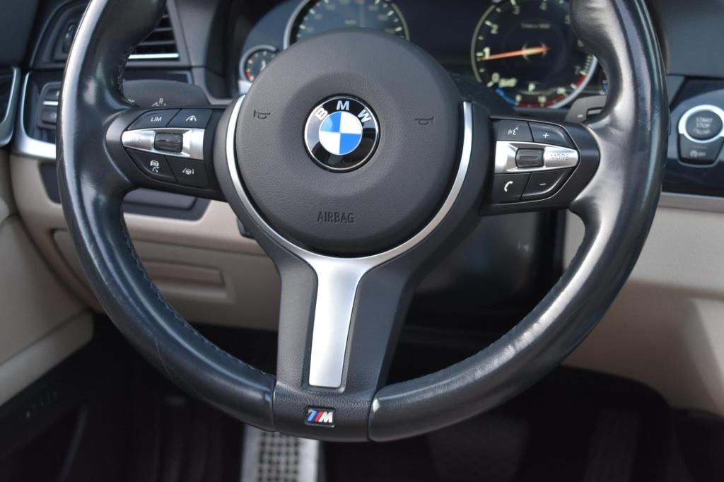 BMW 5 Serie 520i m sport | schuifdak | camera | leder | nap | adapt. cruise