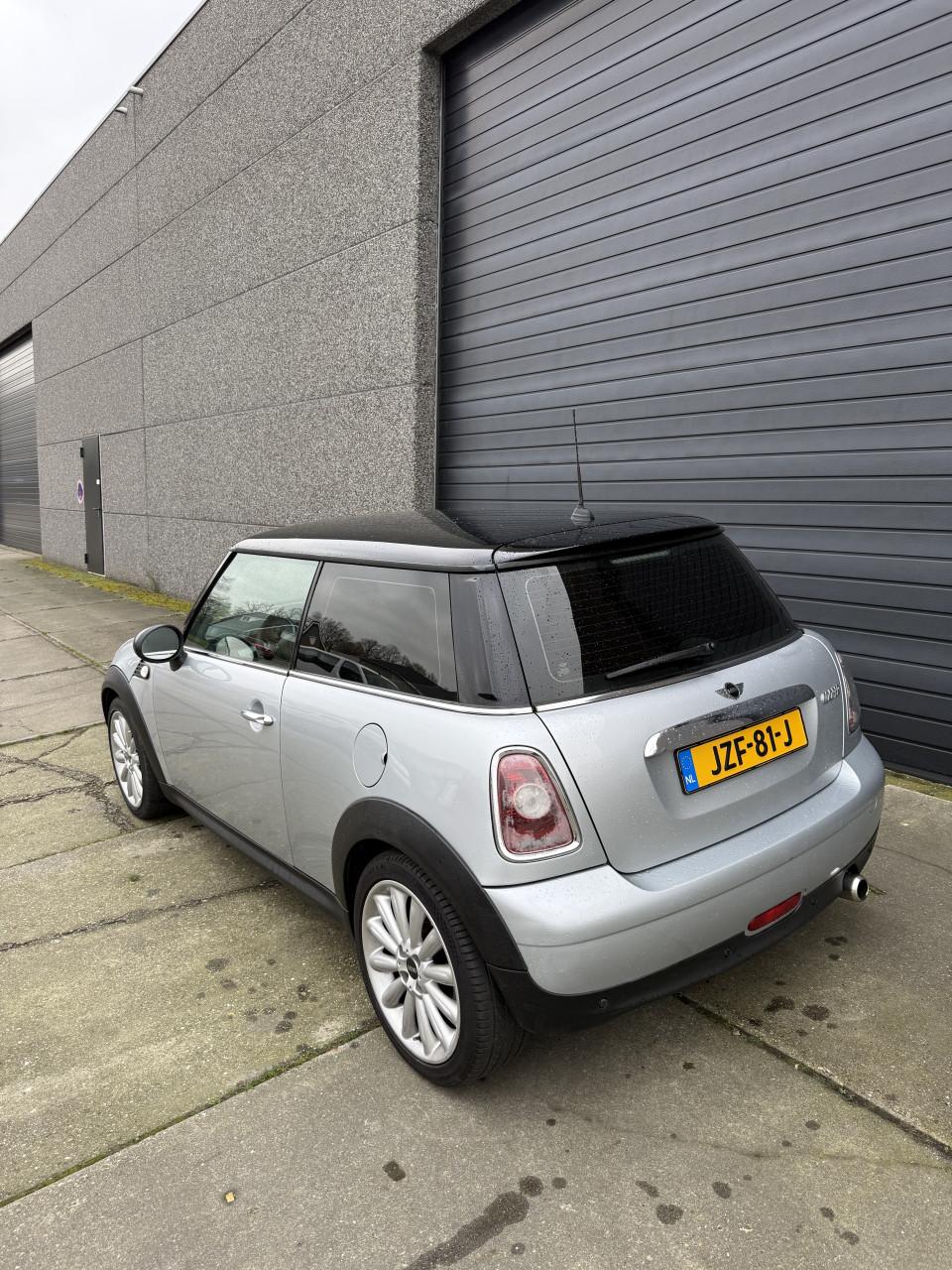 Mini Cooper 1.6 Automaat 114DKM 2008