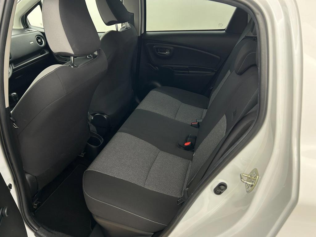 Toyota Yaris occasion 1.5 hybrid dynamic | wit | tweedehands toyota yaris |