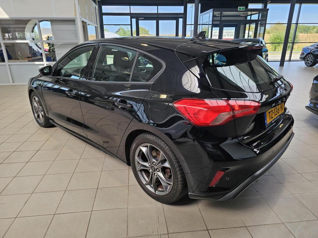 Ford Focus 1.0 ecoboost st line business