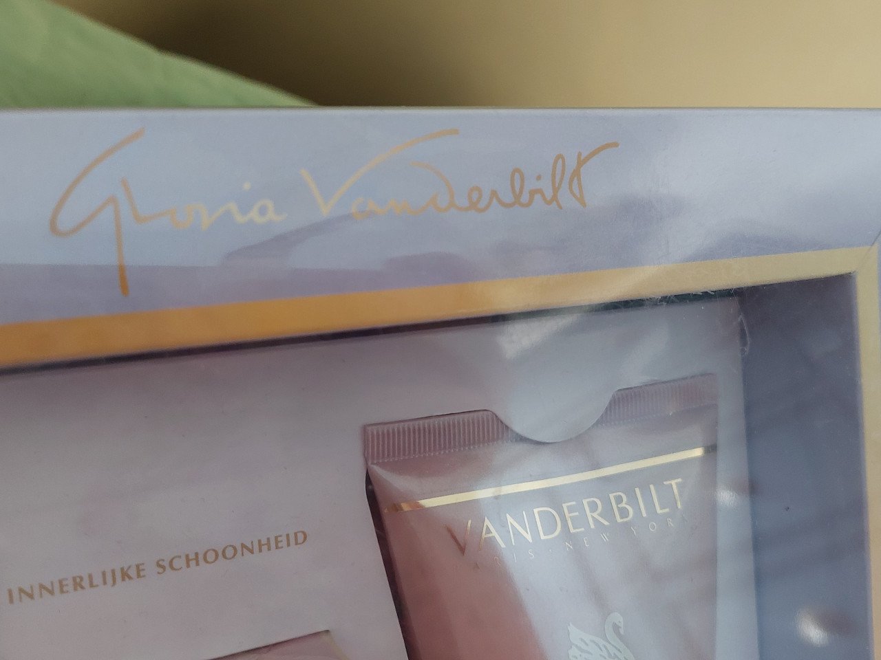Nieuwe Gloria Vanderbilt set