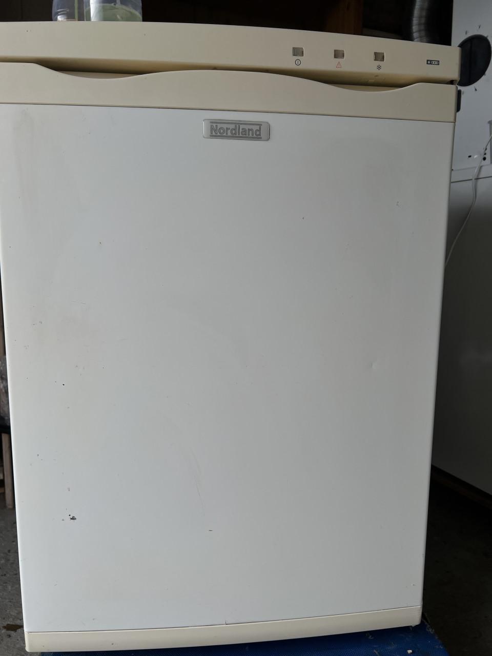 A+ klasse vrieskast 85x60 cm. Inhoud vriezer 110 liter