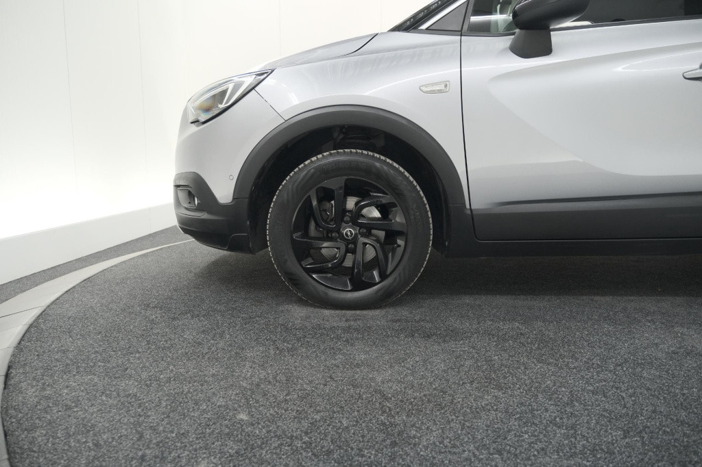 Opel Crossland X 130 turbo at6 innovation | camera | dodehoekdetectie | app