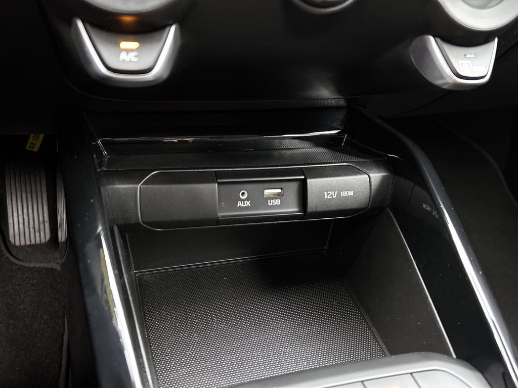 Kia Stonic 1.0 t-gdi sports edition cruise control | navigatie