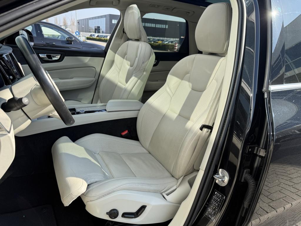 Volvo XC60 t6 398pk recharge inscription| panodak| 360camera| trekhaak| h&k