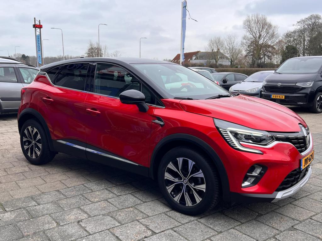 Renault Captur 1.3 tce 140 aut, intens met vele opties, camera, zelf sturen