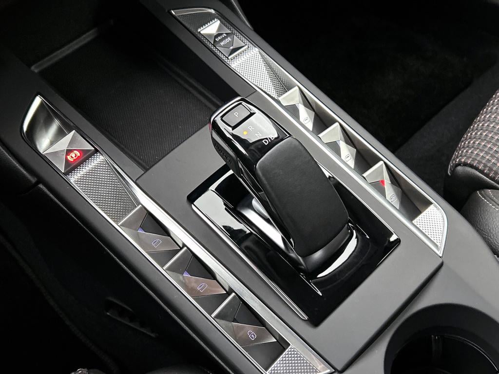 Ds Ds 3 e-tense performance line 54 kwh | camera | head-up display | stoelv