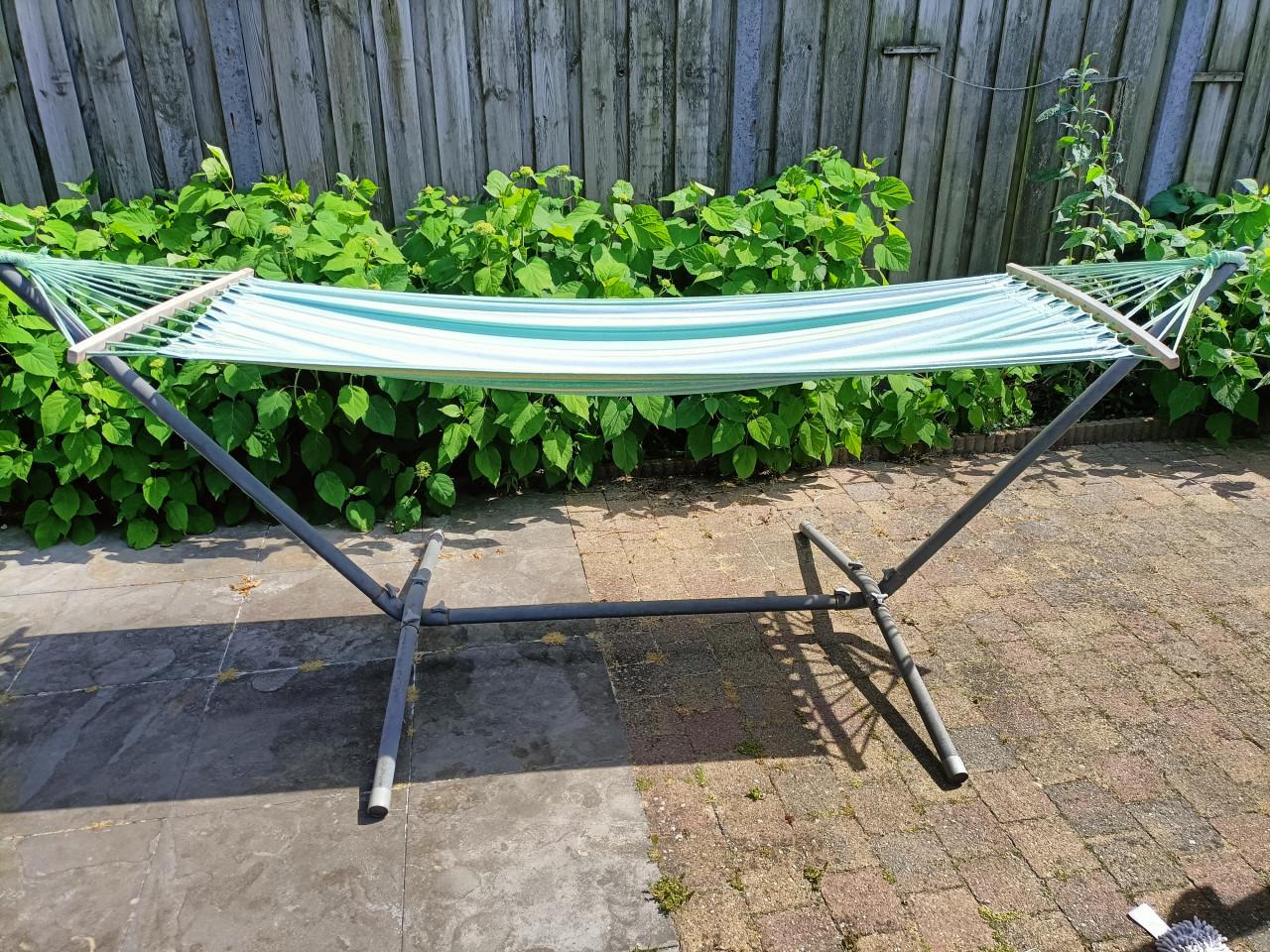 HANGMAT MET STANDAARD- GRATIS OPHALEN