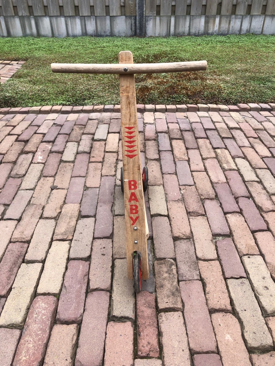 Stepje.