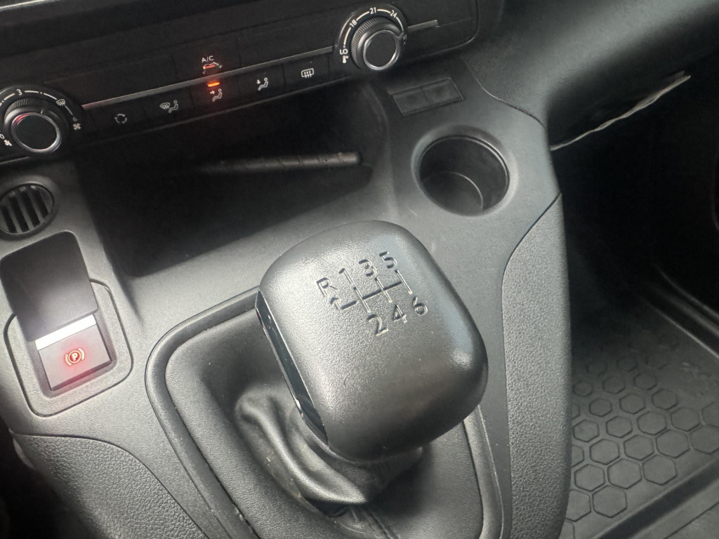 Peugeot Partner 1.5 bluehdi premium airco / cruise controle / navi / euro 6