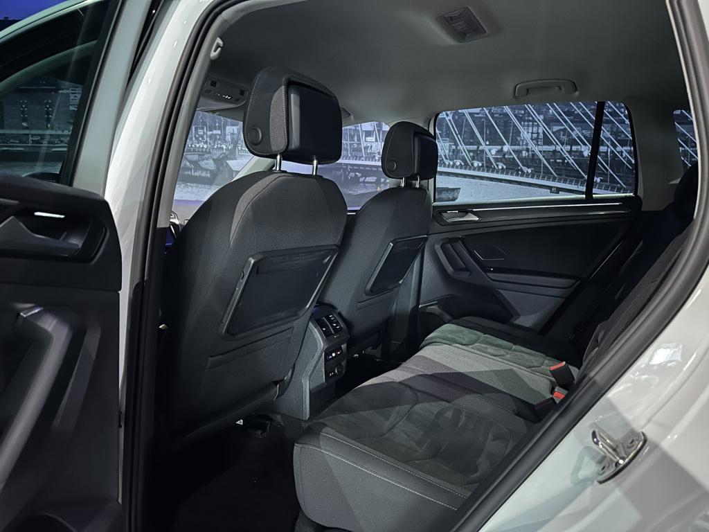 Volkswagen Tiguan 2.0 tsi 4motion highline business r *360camera*appconnect