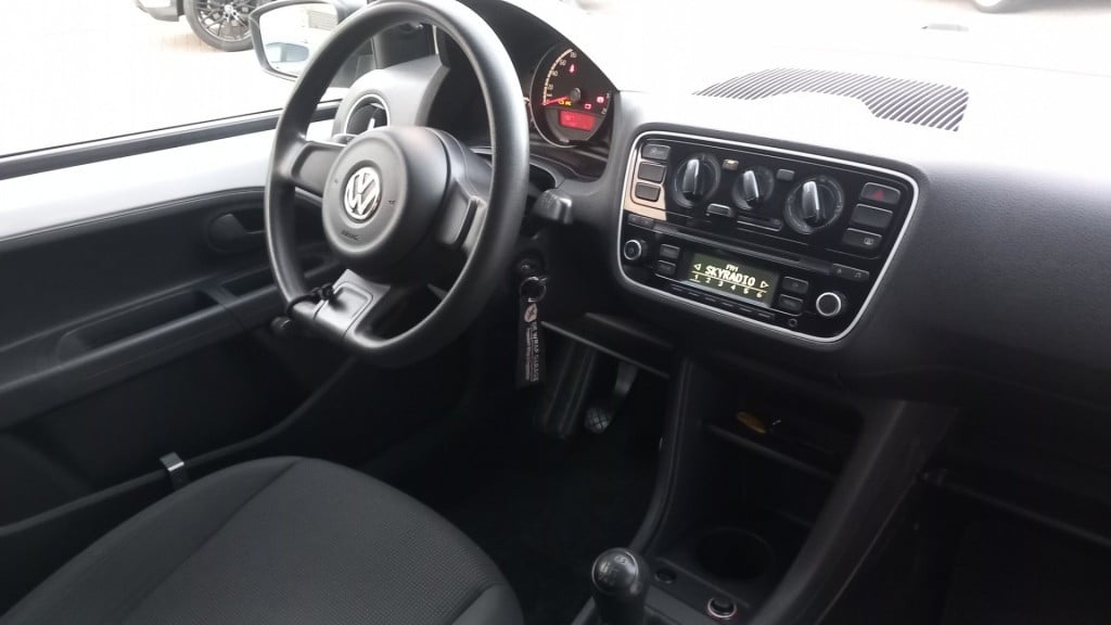 Volkswagen UP! up 1.0 take-up blue-motion