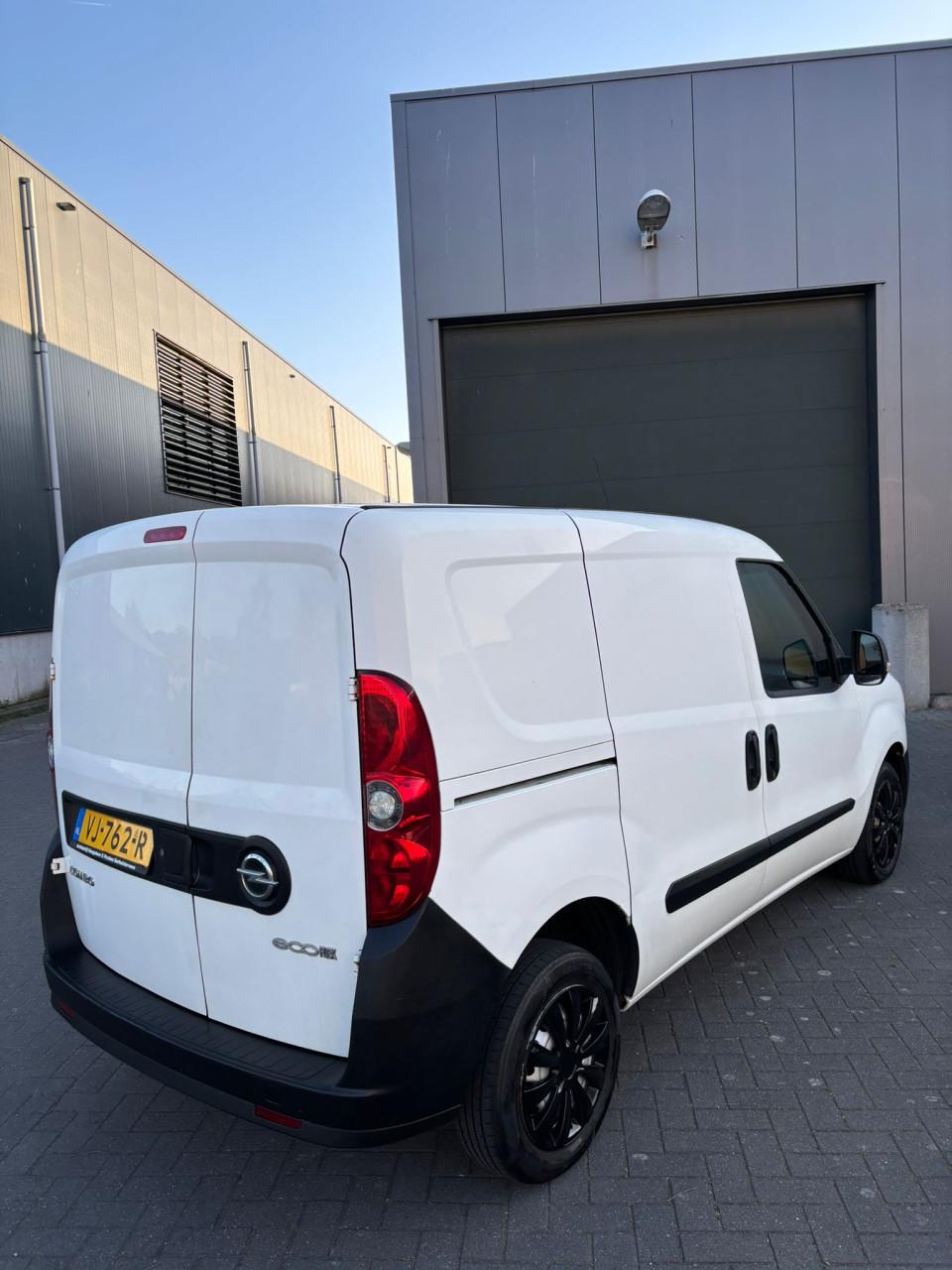 Opel Combo 1.6 D 66KW 2014 | NAP | NIEUWE APK!