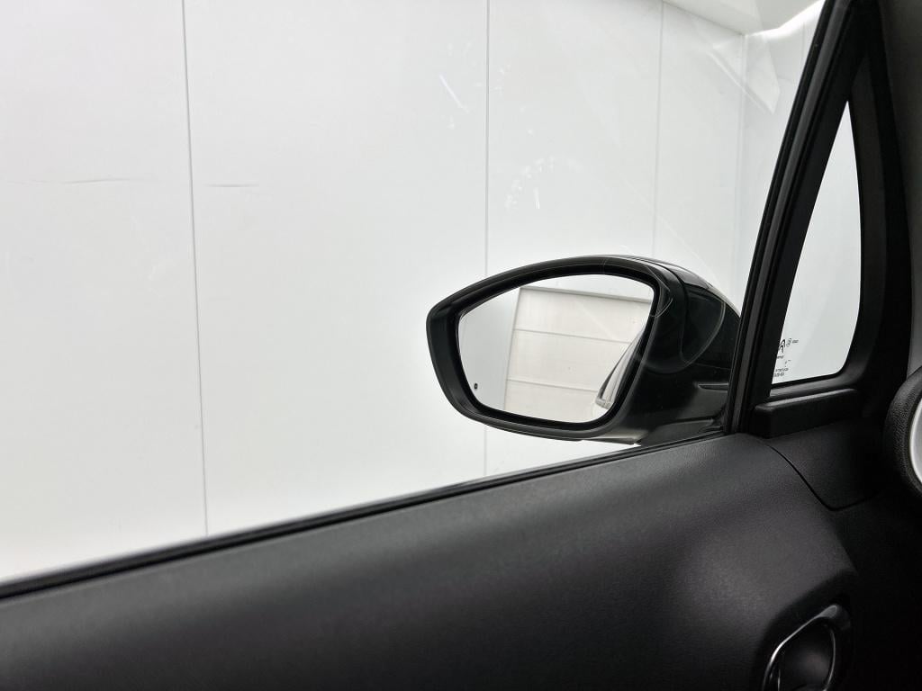 Citroen C3 82pk shine | rijklaar | parkeersensoren | apple carplay | lichtm