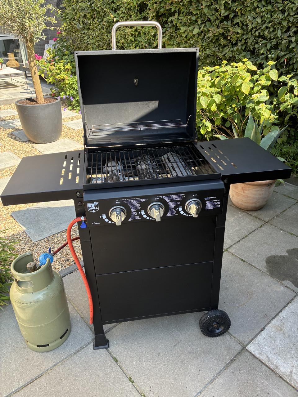 Mooie Gas BBQ inclusief gasfles