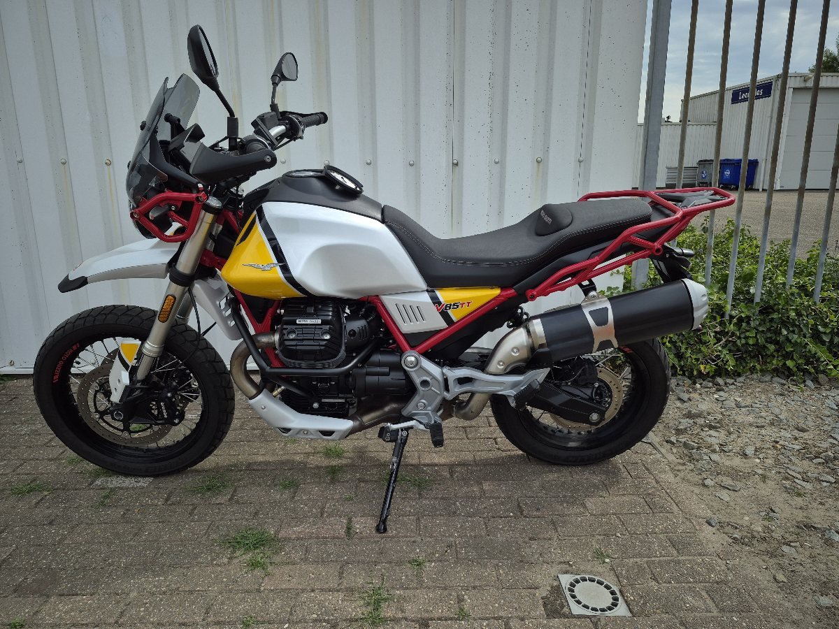 Moto Guzzi V85TT uit 2019