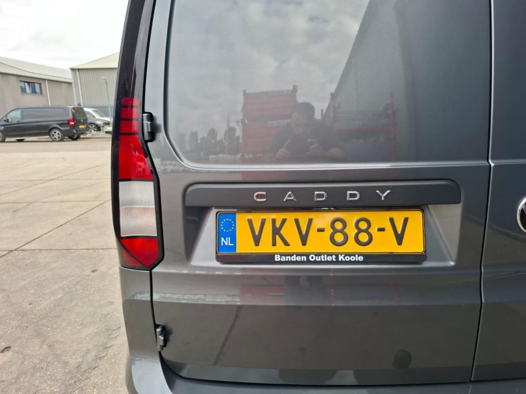 Volkswagen Caddy cargo 2.0 tdi style automaat / carplay / trekhaak / euro 6