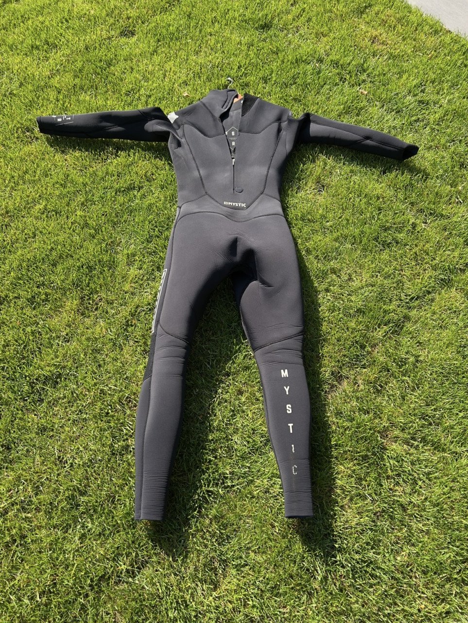 Mystic Wetsuit 5/4 Medium (frontzip)